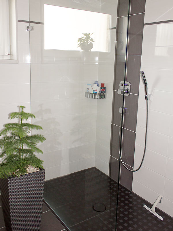 Knolle, Fliesen, Fliesenleger, Hannover, Kacheln, Boden, Wand, Bad